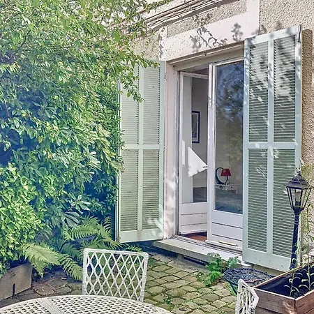 Charming 2 With Private Garden *